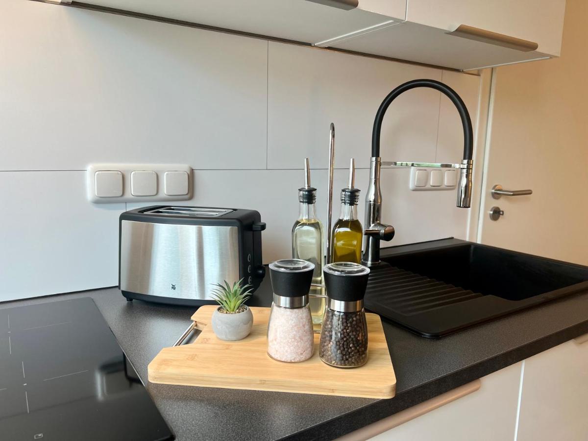 Design Apartment Mit Balkon - Kueche - Netflix เอสเซน ภายนอก รูปภาพ