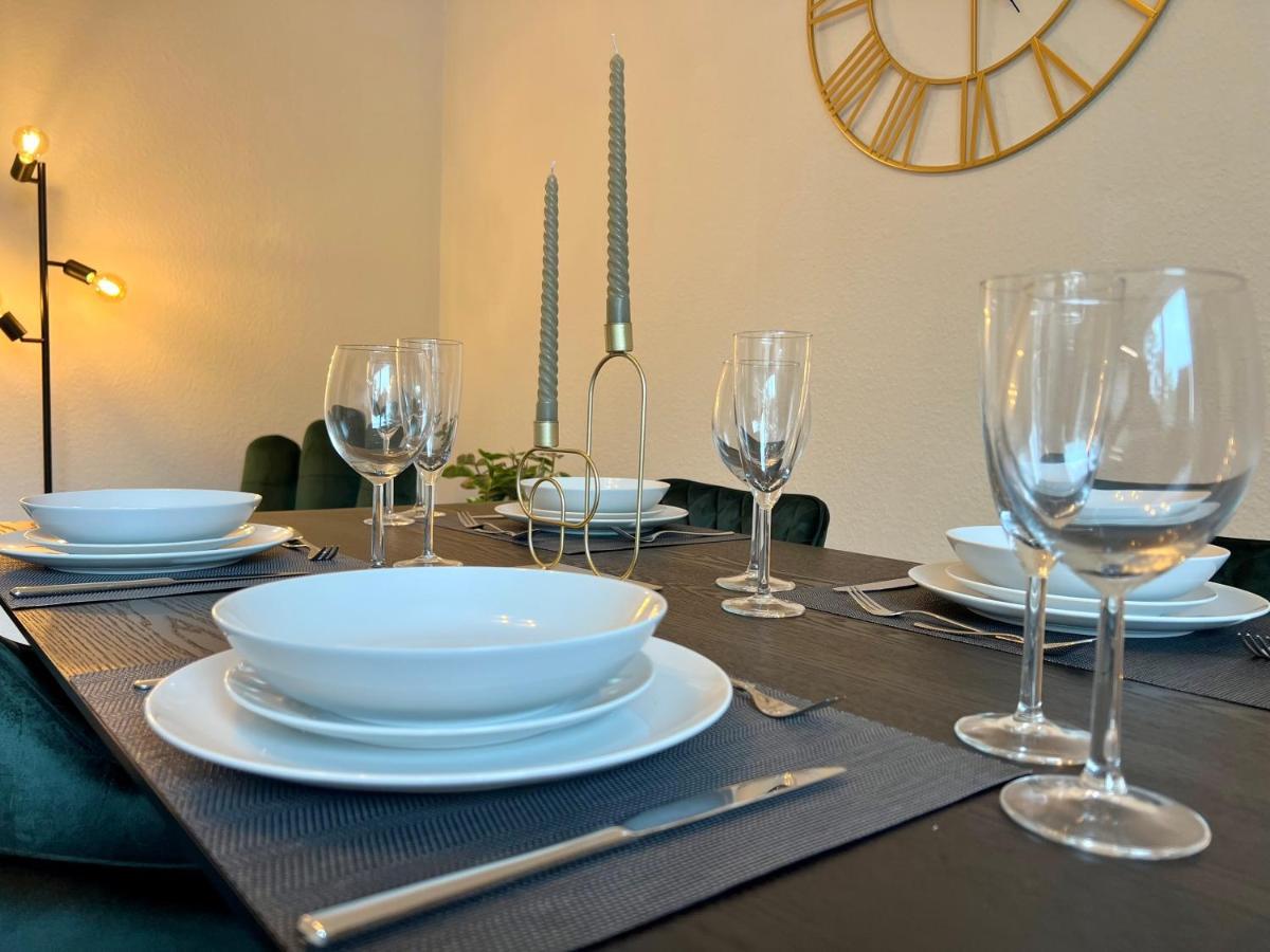 Design Apartment Mit Balkon - Kueche - Netflix เอสเซน ภายนอก รูปภาพ