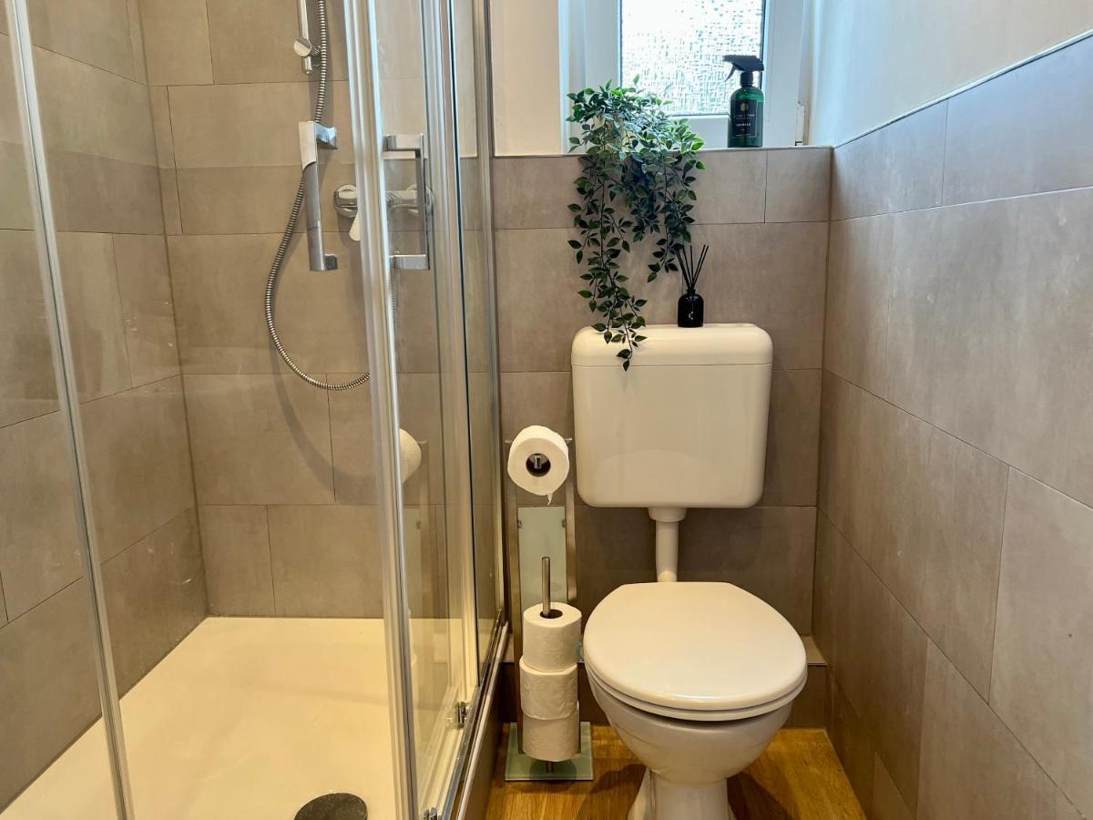 Design Apartment Mit Balkon - Kueche - Netflix เอสเซน ภายนอก รูปภาพ